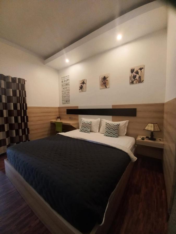 Lawaka Hotel Ampana Экстерьер фото