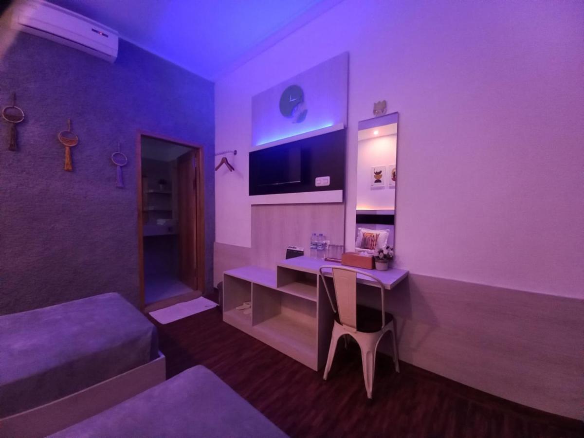 Lawaka Hotel Ampana Экстерьер фото